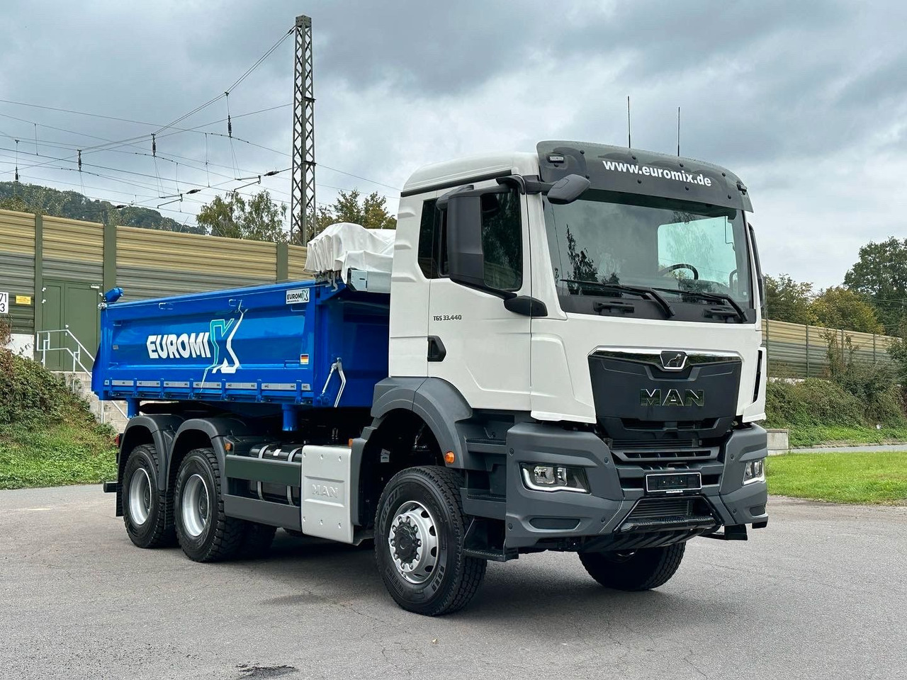 MAN TGS 33.440 6x6 /Euro6 3-Seiten-Kipper EuromixMTP - Camião basculante: foto 3 MAN TGS 33.440 6x6 /Euro6 3-Seiten-Kipper EuromixMTP - Camião basculante: foto 3