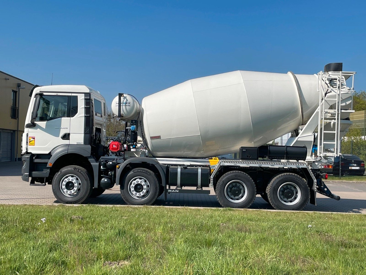 MAN TGS 35.520 8x4 /Euro6e EuromixMTP EM 10 L - Camião betoneira: foto 4 MAN TGS 35.520 8x4 /Euro6e EuromixMTP EM 10 L - Camião betoneira: foto 4