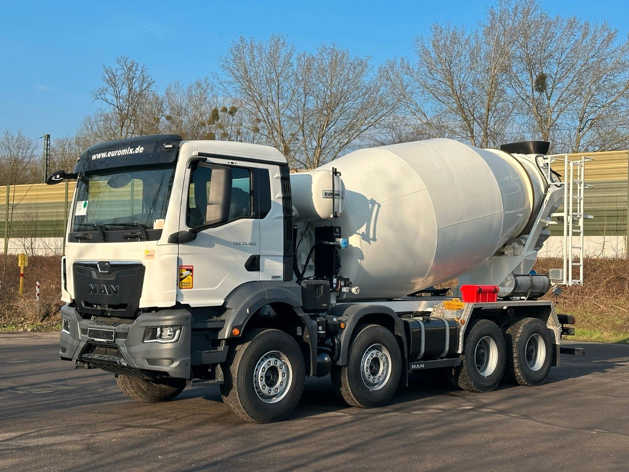 MAN TGS 37.480 8x4 EuromixMTP EM 10 L - Camião betoneira: foto 2 MAN TGS 37.480 8x4 EuromixMTP EM 10 L - Camião betoneira: foto 2