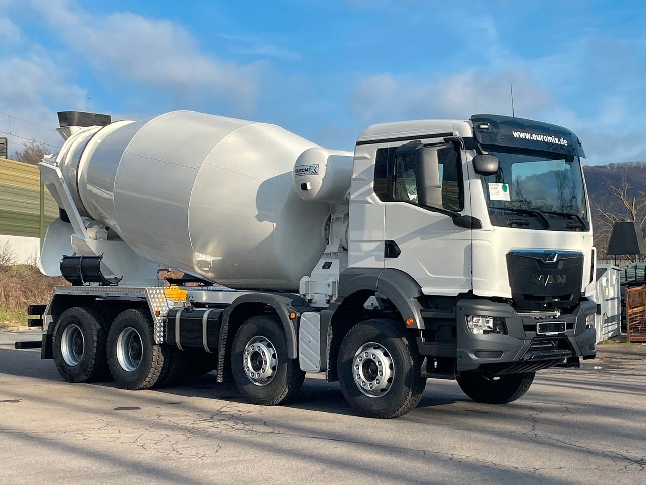 MAN TGS 41.400 8x4 / EuromixMTP EM 12m³ R / EURO 2 - Camião betoneira: foto 1 MAN TGS 41.400 8x4 / EuromixMTP EM 12m³ R / EURO 2 - Camião betoneira: foto 1