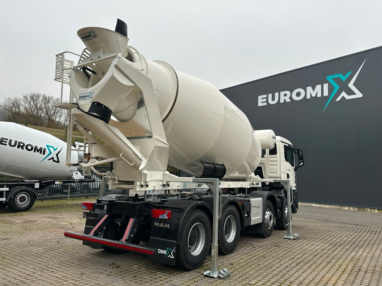 Camião basculante MAN TGS 41.480 8x4 WECHSELSYSTEM KIPPER+MISCHER: foto 10