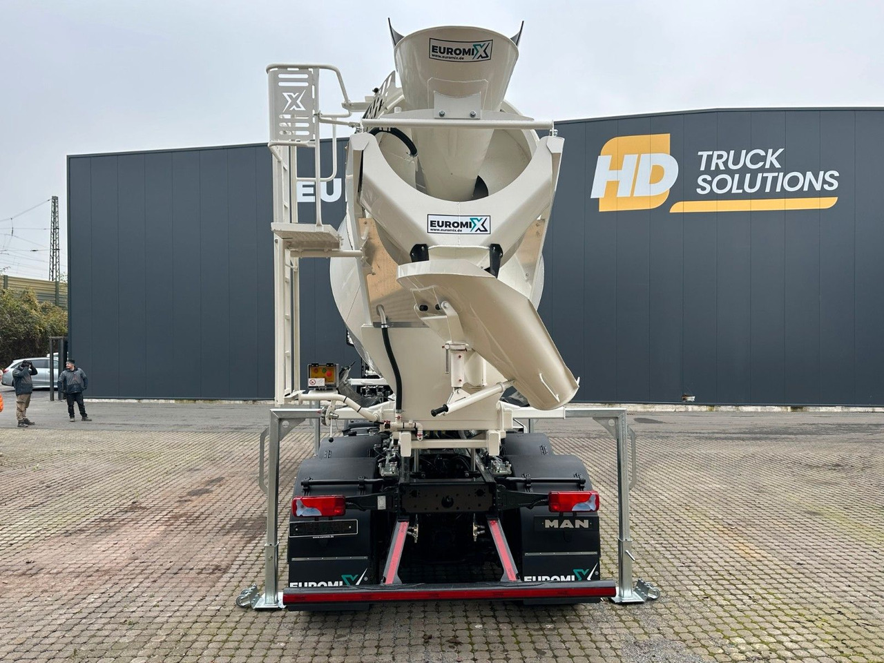 Camião basculante MAN TGS 41.480 8x4 WECHSELSYSTEM KIPPER+MISCHER: foto 9