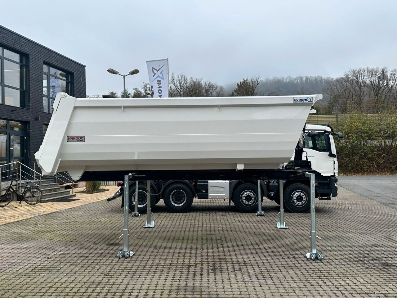 Camião basculante MAN TGS 41.480 8x4 WECHSELSYSTEM KIPPER+MISCHER: foto 14