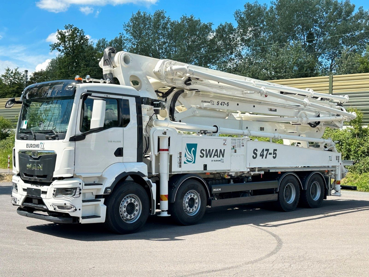 MAN TGS 41.520 8x4 SWAN TSP 47-5 160RZ ( 47m ) - Autobomba de betão: foto 2 MAN TGS 41.520 8x4 SWAN TSP 47-5 160RZ ( 47m ) - Autobomba de betão: foto 2