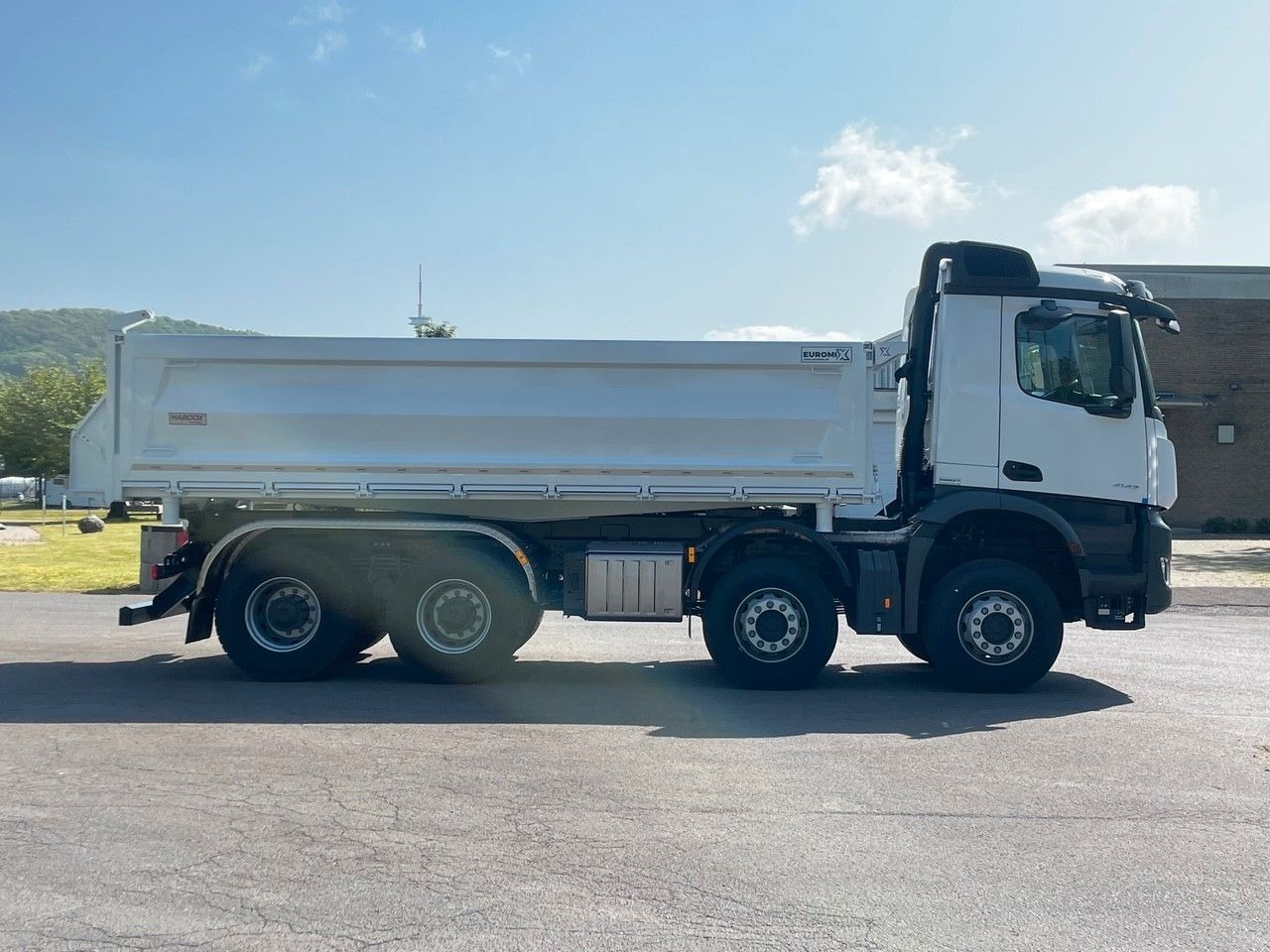 Mercedes-Benz 4145 8X4 Euromix EMT 3-Seiten-Kipper - Camião basculante: foto 5 Mercedes-Benz 4145 8X4 Euromix EMT 3-Seiten-Kipper - Camião basculante: foto 5