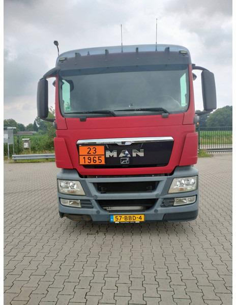 MAN TGS 26.400 6x2-4 LL 26900 Liter Gas tank truck ID 2.168 Rootselaar, flowmeter, pump - Caminhão tanque: foto 2 MAN TGS 26.400 6x2-4 LL 26900 Liter Gas tank truck ID 2.168 Rootselaar, flowmeter, pump - Caminhão tanque: foto 2