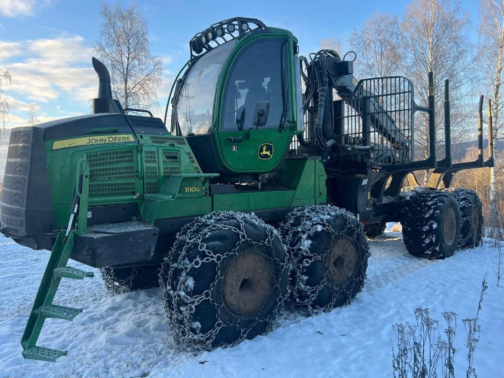 John Deere 1110G - Forwarder: foto 1 John Deere 1110G - Forwarder: foto 1