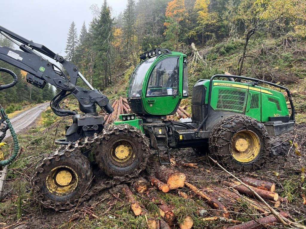 John Deere 1270 E - Harvester: foto 4 John Deere 1270 E - Harvester: foto 4