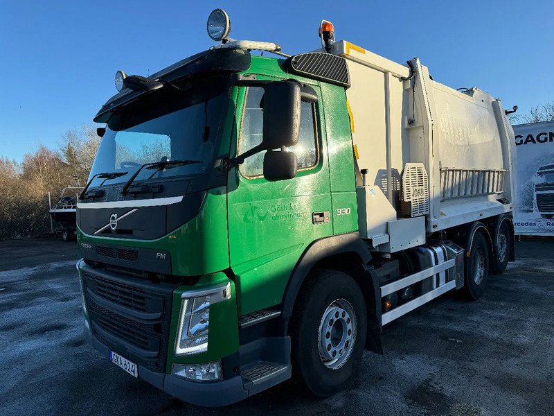 Volvo FM 330 RHD, 2-compart, & tipper, 2014 - Caminhão de lixo: foto 2 Volvo FM 330 RHD, 2-compart, & tipper, 2014 - Caminhão de lixo: foto 2