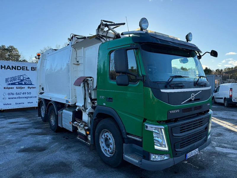 Volvo FM 330 RHD, 2-compart, & tipper, 2014 - Caminhão de lixo: foto 1 Volvo FM 330 RHD, 2-compart, & tipper, 2014 - Caminhão de lixo: foto 1