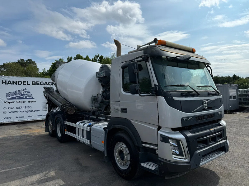 Volvo FMX 370 6x2*4, Mixer + Hydraulic-slide, 2015 - Camião betoneira: foto 1 Volvo FMX 370 6x2*4, Mixer + Hydraulic-slide, 2015 - Camião betoneira: foto 1