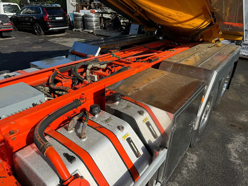 Volvo FMX 450 6x2*4, Combi Sludge / High Pressure-truck, 2017 - Caminhão limpa fossa: foto 4 Volvo FMX 450 6x2*4, Combi Sludge / High Pressure-truck, 2017 - Caminhão limpa fossa: foto 4