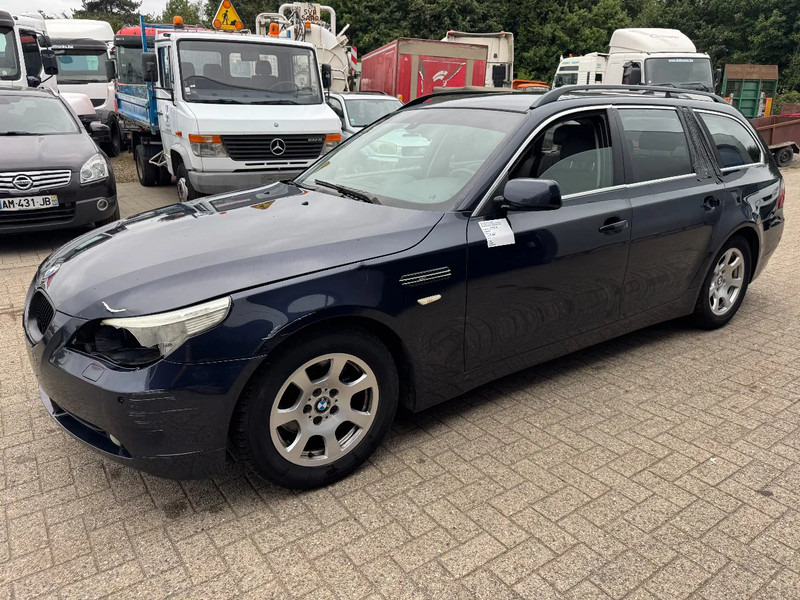 BMW 5 Serie **520D TOURING-EURO 4** - Automóvel: foto 1 BMW 5 Serie **520D TOURING-EURO 4** - Automóvel: foto 1