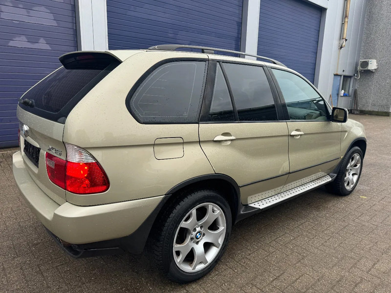BMW X5 **3.0-PETROL-ESSENCE** - SUV: foto 4 BMW X5 **3.0-PETROL-ESSENCE** - SUV: foto 4