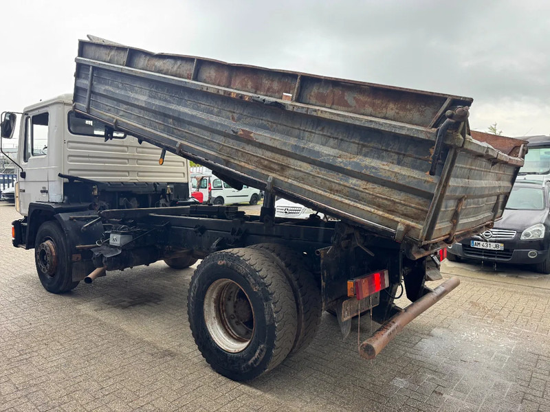 MAN 19.272 **6CYL-FULL STEEL-GERMAN TRUCK** - Camião basculante: foto 4 MAN 19.272 **6CYL-FULL STEEL-GERMAN TRUCK** - Camião basculante: foto 4