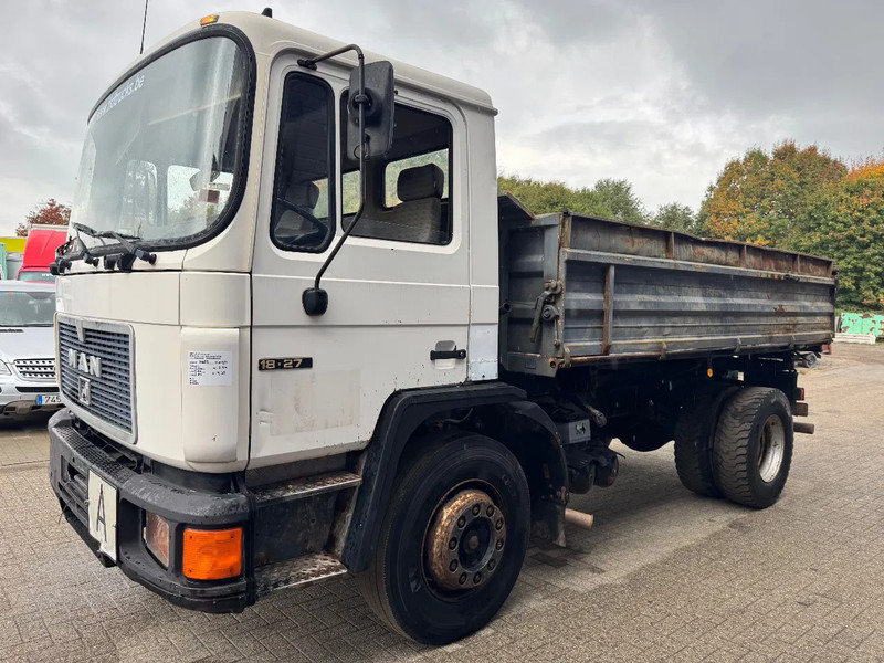 MAN 19.272 **6CYL-FULL STEEL-GERMAN TRUCK** - Camião basculante: foto 5 MAN 19.272 **6CYL-FULL STEEL-GERMAN TRUCK** - Camião basculante: foto 5