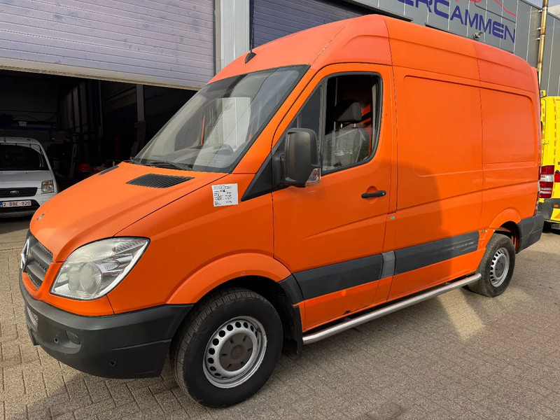 Furgão Mercedes-Benz Sprinter 310 **LIFT-HAYON-LBW**: foto 1