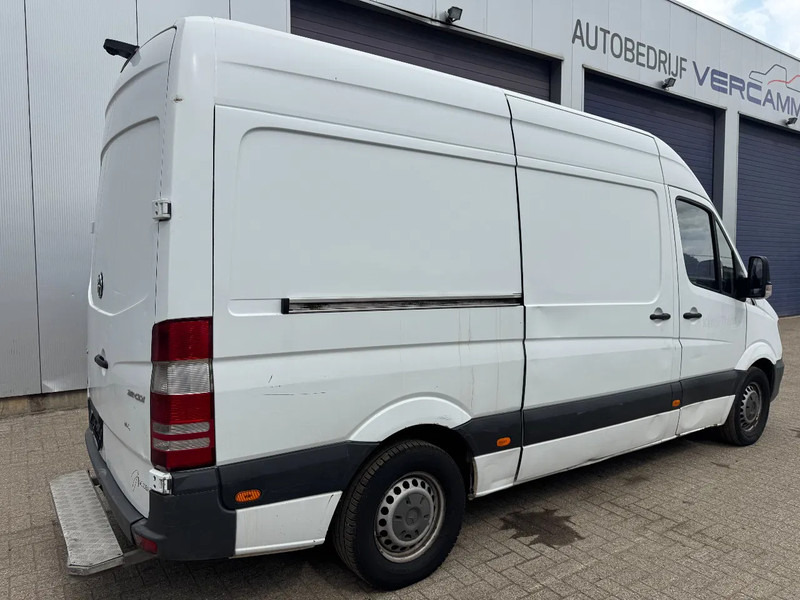 Mercedes-Benz Sprinter 311 **COOLING FOR MEDICATION TRANSPORT-EURO6B-AIRCO** - Carrinha frigorífica: foto 4 Mercedes-Benz Sprinter 311 **COOLING FOR MEDICATION TRANSPORT-EURO6B-AIRCO** - Carrinha frigorífica: foto 4