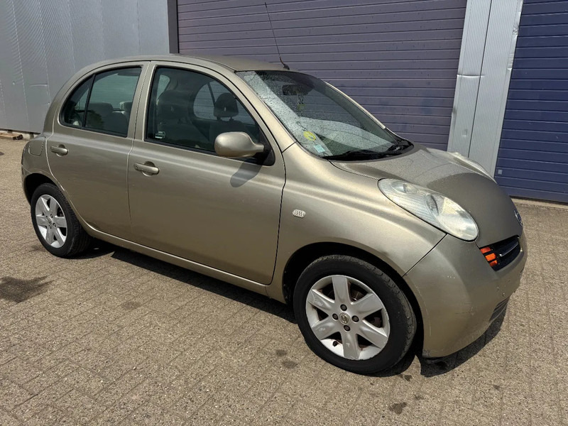 Nissan Micra **PETROL-ESSENCE-AIRCO** - Sedan: foto 1 Nissan Micra **PETROL-ESSENCE-AIRCO** - Sedan: foto 1