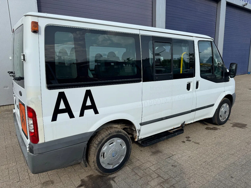 Ford **TRANSIT-9SEATS** - Ônibus: foto 4 Ford **TRANSIT-9SEATS** - Ônibus: foto 4