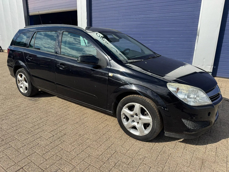 Opel Astra **1700CDTI-AIRCO-EURO 4** - Carrinha: foto 1 Opel Astra **1700CDTI-AIRCO-EURO 4** - Carrinha: foto 1