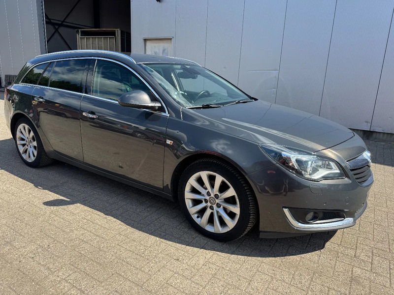 Opel Insignia **EURO 6B-AIRCO-KLIMA** - Automóvel: foto 1 Opel Insignia **EURO 6B-AIRCO-KLIMA** - Automóvel: foto 1