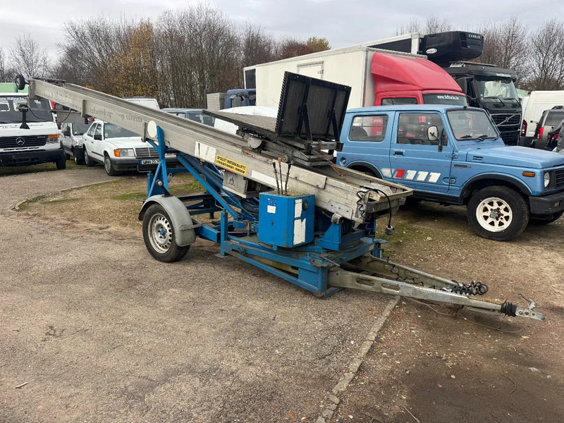 Klaas **LADDERLIFT-DAKWERKERSLIFT-VERHUISLIFT** - Reboque: foto 1 Klaas **LADDERLIFT-DAKWERKERSLIFT-VERHUISLIFT** - Reboque: foto 1