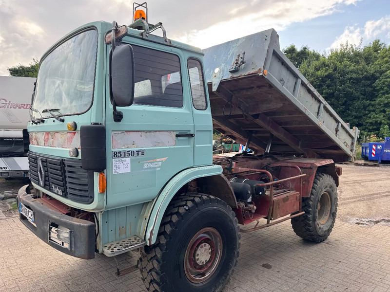 Renault Midliner **85-150 4X4-DUMPTRUCK-BENNE** - Camião basculante: foto 2 Renault Midliner **85-150 4X4-DUMPTRUCK-BENNE** - Camião basculante: foto 2