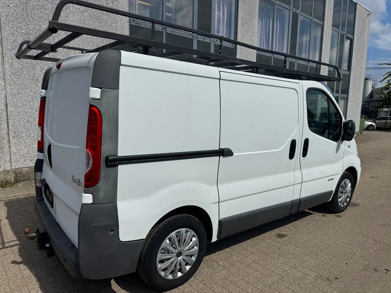 Renault Trafic **DCI115-AC** - Furgão compacto: foto 5 Renault Trafic **DCI115-AC** - Furgão compacto: foto 5