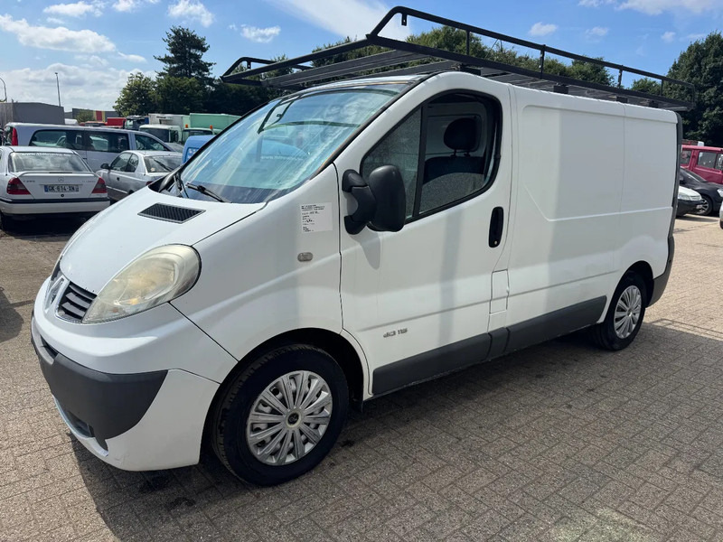 Renault Trafic **DCI115-AC** - Furgão compacto: foto 1 Renault Trafic **DCI115-AC** - Furgão compacto: foto 1