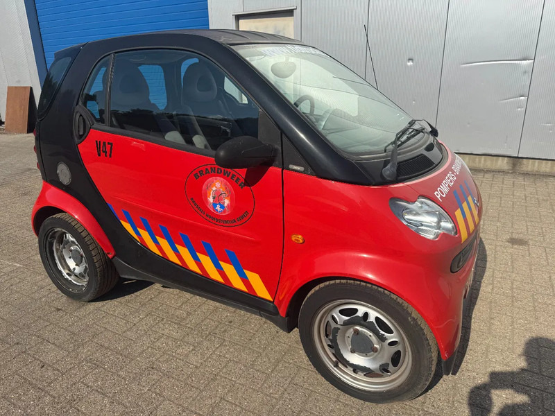 Smart Fortwo **AIRCO-CLIME-AUTOMATIC** - Automóvel: foto 3 Smart Fortwo **AIRCO-CLIME-AUTOMATIC** - Automóvel: foto 3