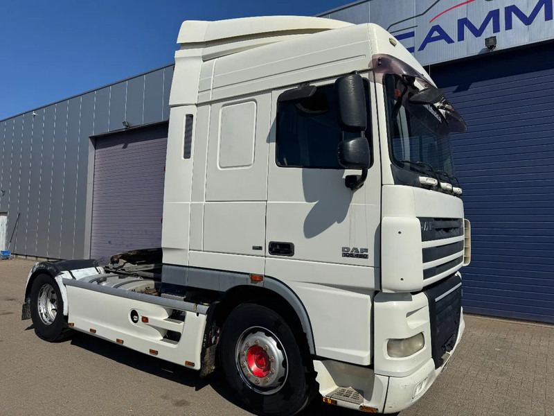 DAF XF 105.460 **EURO 5-RETARDER** - Tractor: foto 2 DAF XF 105.460 **EURO 5-RETARDER** - Tractor: foto 2