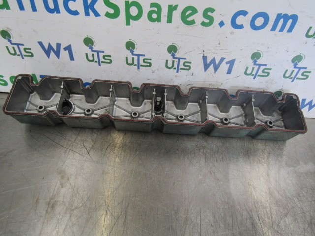 CUMMINS 6 CTA C SERIES ROCKER COVER P/NO 3930903 - Motor e peças por Camião: foto 3 CUMMINS 6 CTA C SERIES ROCKER COVER P/NO 3930903 - Motor e peças por Camião: foto 3