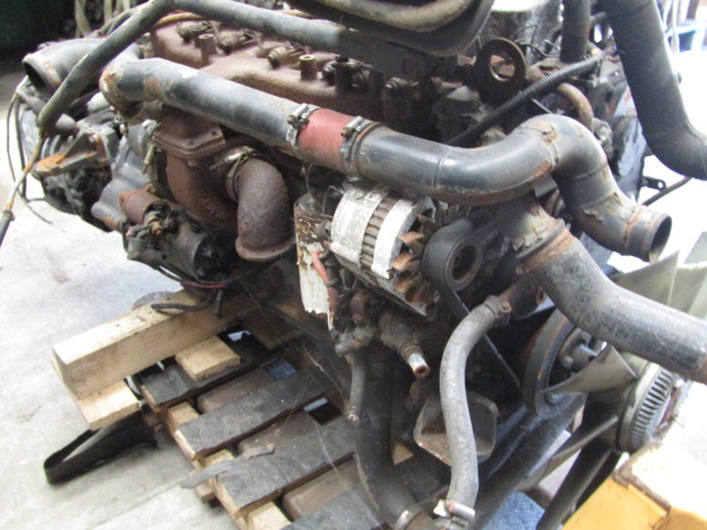 CUMMINS 6BT 315 160HP ENGINE & GEARBOX ZF S-6.36 6 SPEED GEARBOX (RUNS PERFECT) - Motor por Camião: foto 3 CUMMINS 6BT 315 160HP ENGINE & GEARBOX ZF S-6.36 6 SPEED GEARBOX (RUNS PERFECT) - Motor por Camião: foto 3