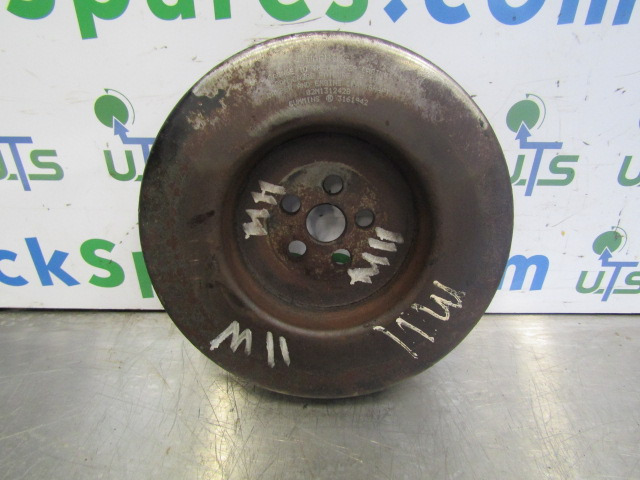 CUMMINS M11 CRANKSHAFT DAMPER P/NO 3161942 - Motor e peças por Camião: foto 1 CUMMINS M11 CRANKSHAFT DAMPER P/NO 3161942 - Motor e peças por Camião: foto 1