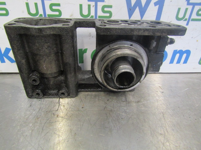 CUMMINS M11 OIL FLTER HOUSING P/NO 3102774 - Motor e peças por Camião: foto 3 CUMMINS M11 OIL FLTER HOUSING P/NO 3102774 - Motor e peças por Camião: foto 3