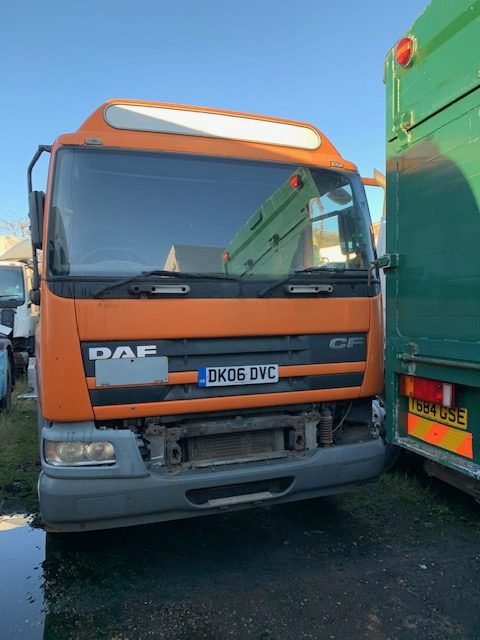 DAF CF 75 310 2006 BREAKING FOR SPARES - Camião: foto 1 DAF CF 75 310 2006 BREAKING FOR SPARES - Camião: foto 1