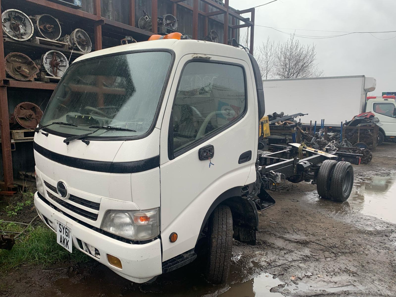 HINO 815 NO4C COMPLETE TRUCK FOR BREAKING (PARTS ONLY) - Camião: foto 2 HINO 815 NO4C COMPLETE TRUCK FOR BREAKING (PARTS ONLY) - Camião: foto 2