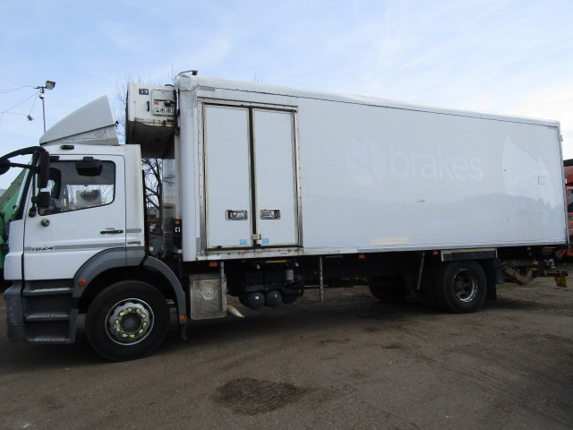 MERCEDES AXOR 1824 EURO 5 BREAKING ALL PARTS - Camião: foto 3 MERCEDES AXOR 1824 EURO 5 BREAKING ALL PARTS - Camião: foto 3