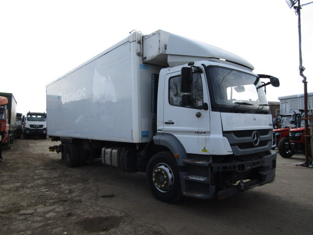 MERCEDES AXOR 1824 EURO 5 BREAKING ALL PARTS - Camião: foto 2 MERCEDES AXOR 1824 EURO 5 BREAKING ALL PARTS - Camião: foto 2