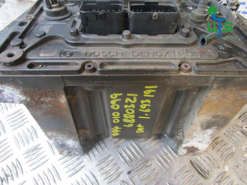 DAF CF / XF EURO 5 ADBLUE PUMP BOSCH PART NO 0444010099 - Sistema de combustível por Camião: foto 3 DAF CF / XF EURO 5 ADBLUE PUMP BOSCH PART NO 0444010099 - Sistema de combustível por Camião: foto 3