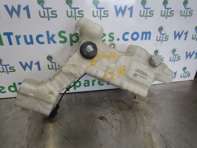 DAF LF 220 EURO 6 HEADERTANK - Motor e peças por Camião: foto 1 DAF LF 220 EURO 6 HEADERTANK - Motor e peças por Camião: foto 1