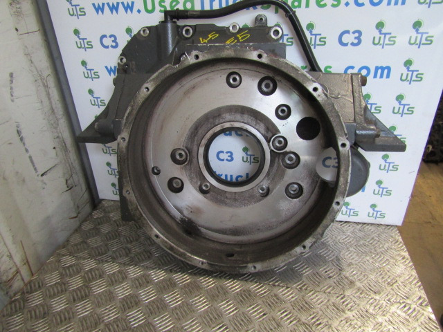 DAF LF 45 EURO 5 FLYWHEEL BELLHOUSING P/NO 5255797 - Volante do motor por Camião: foto 1 DAF LF 45 EURO 5 FLYWHEEL BELLHOUSING P/NO 5255797 - Volante do motor por Camião: foto 1