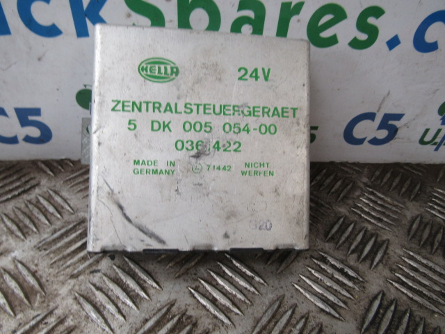 DAF XF 95 HELLA CONTROL UNIT P/NO DK005054-00 036-422 - Centralina electrónica por Camião: foto 1 DAF XF 95 HELLA CONTROL UNIT P/NO DK005054-00 036-422 - Centralina electrónica por Camião: foto 1