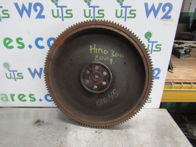 HINO 300 SERIES FLYWHEEL P/NO E0020 - Volante do motor por Camião: foto 1 HINO 300 SERIES FLYWHEEL P/NO E0020 - Volante do motor por Camião: foto 1