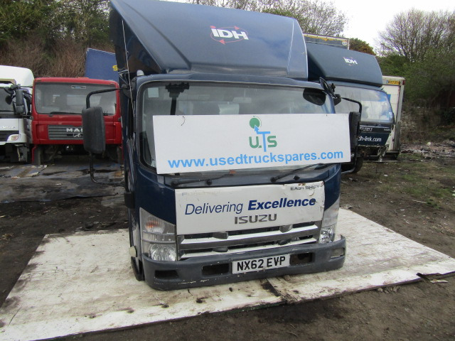 ISUZU N75 CAB (2013) - Cabine por Camião: foto 1 ISUZU N75 CAB (2013) - Cabine por Camião: foto 1