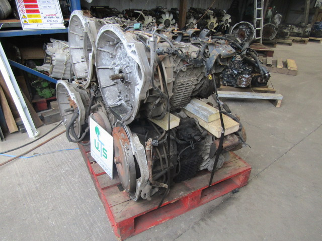 ISUZU N75/NQR EASYSHIFT AUTOMATIC GEARBOXES - Filtro da caixa de velocidades por Camião: foto 1 ISUZU N75/NQR EASYSHIFT AUTOMATIC GEARBOXES - Filtro da caixa de velocidades por Camião: foto 1