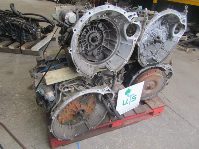 ISUZU N75/NQR EASYSHIFT AUTOMATIC GEARBOXES - Filtro da caixa de velocidades por Camião: foto 2 ISUZU N75/NQR EASYSHIFT AUTOMATIC GEARBOXES - Filtro da caixa de velocidades por Camião: foto 2