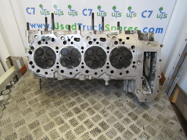 ISUZU NKR/GRAFTER 4JJ1 ENGINE CYLINDER HEAD P/NO 249758 - Motor e peças por Camião: foto 1 ISUZU NKR/GRAFTER 4JJ1 ENGINE CYLINDER HEAD P/NO 249758 - Motor e peças por Camião: foto 1