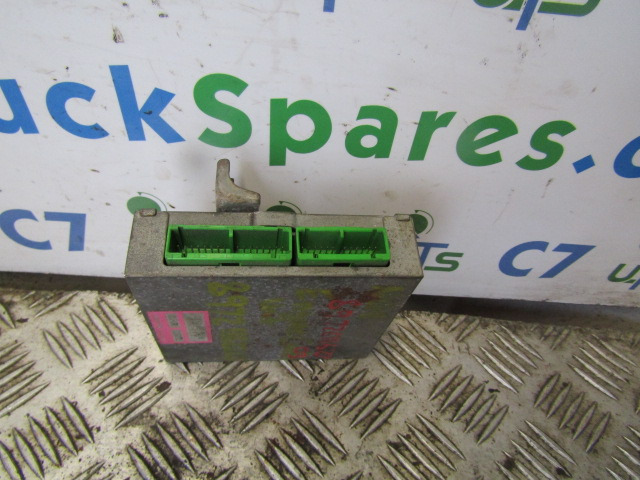 ISUZU NQR ENGINE CONTROL UNIT P/NO 8972611622 03 - Centralina electrónica por Camião: foto 3 ISUZU NQR ENGINE CONTROL UNIT P/NO 8972611622 03 - Centralina electrónica por Camião: foto 3